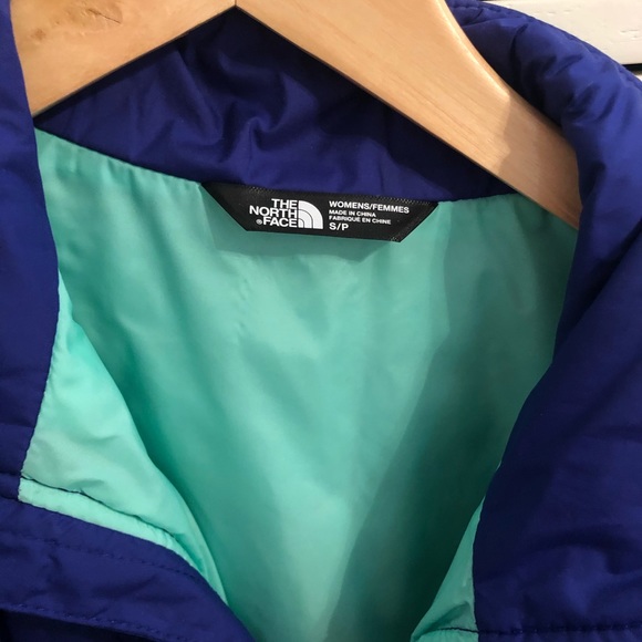 Women’s Indigo NorthFace Vest - Picture 8 of 8